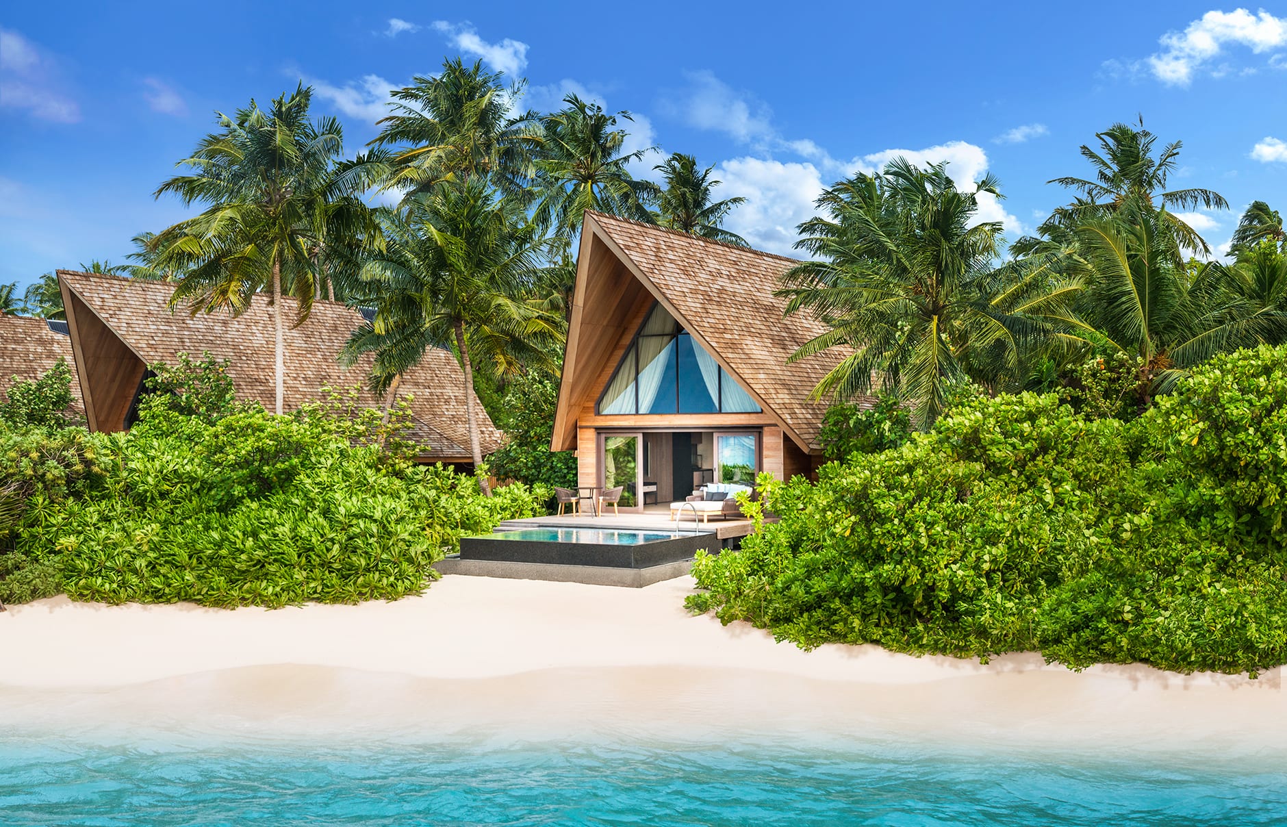 The St. Regis Maldives Vommuli Resort, Maldives. Hotel Review by TravelPlusStyle. Photo © Marriott International