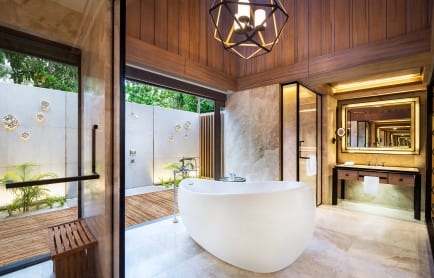 str4315gb-194494-beach-villa-with-pool-bathroom-high