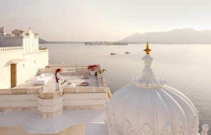 taj_lake_palace_hotel_1-a