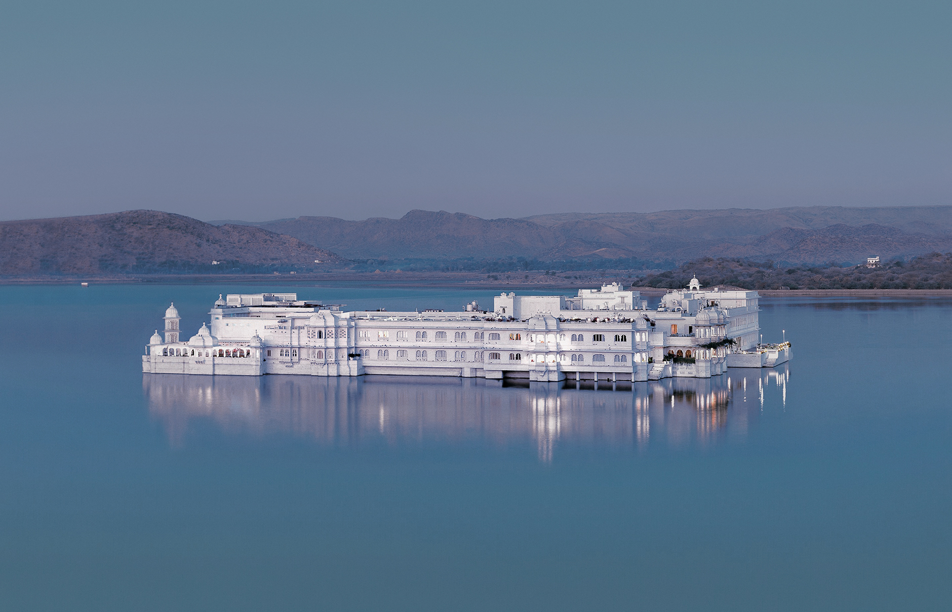 taj-lake-palace