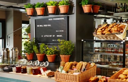 b146_br_00_p_2048x1536