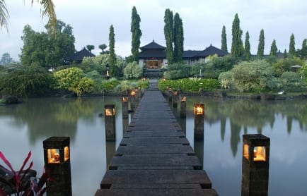 feat-chedi-club-tanah-gajah-main