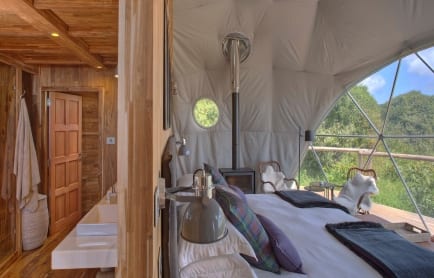 the-highlands-bedroom-bathroom1