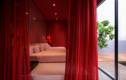 the-editor-bedroom-a-1