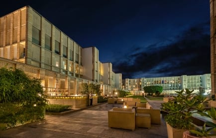 110404907-h1-courtyard_3