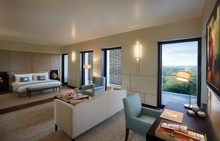 lodhi-deluxe-room-01