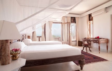 cover_page_-_family_room_-_children