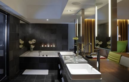 hkgmr-spa-suite-5363-hor-clsc