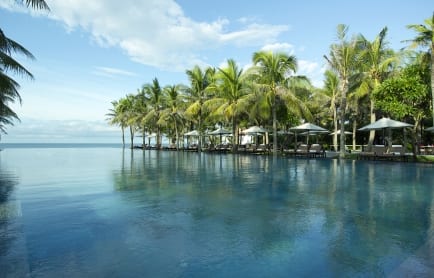 nam-overview-main-pool04