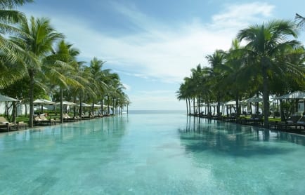 nam-overview-main-pool05