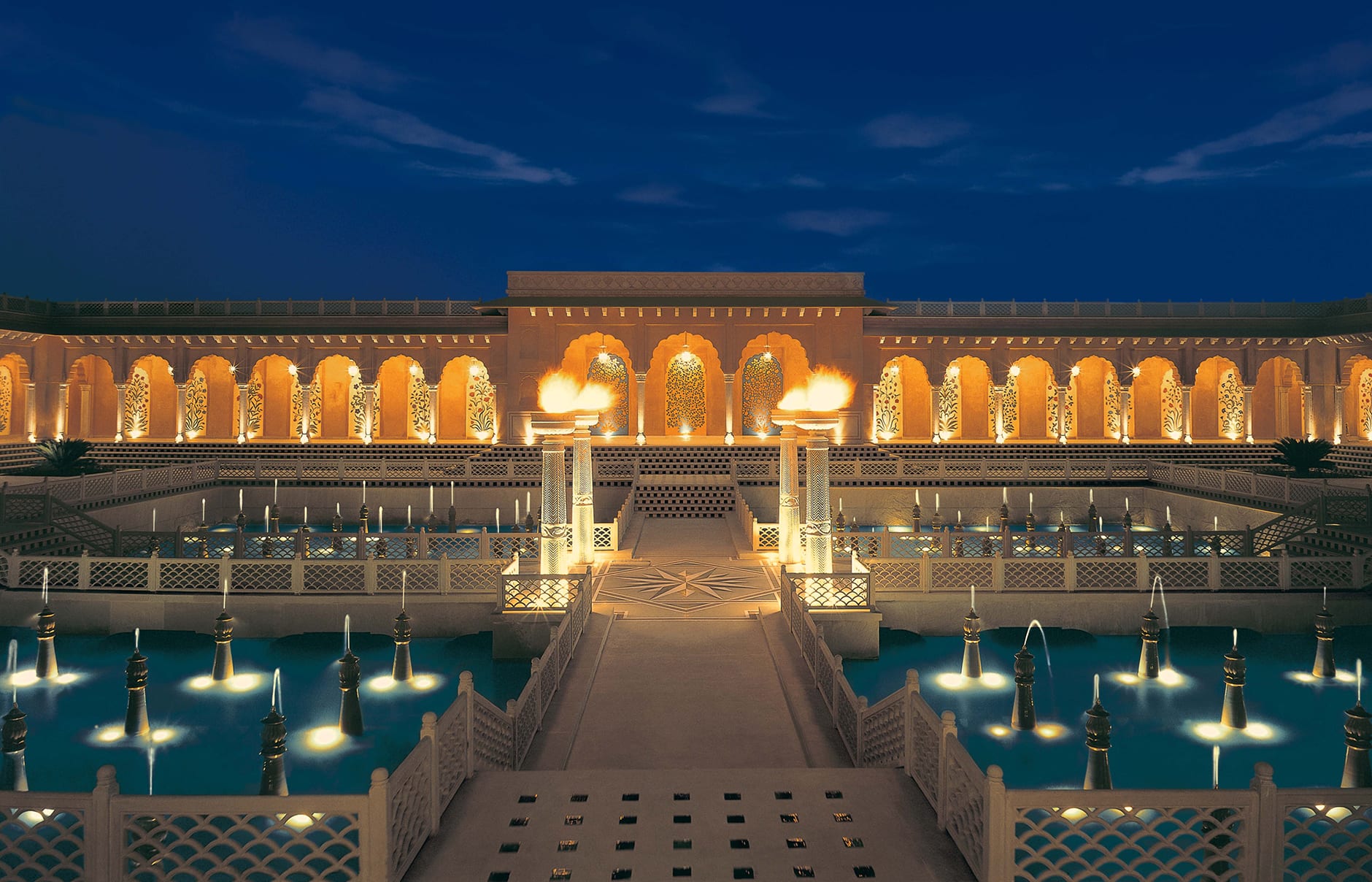 The Oberoi Amarvilas, Agra, India. 
Luxury Hotel Review by TravelPlusStyle. Photo © Oberoi Hotels & Resorts