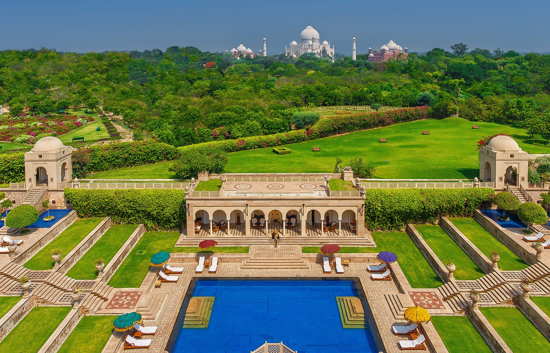 The Oberoi Amarvilas, Agra, India. 
Luxury Hotel Review by TravelPlusStyle. Photo © Oberoi Hotels & Resorts