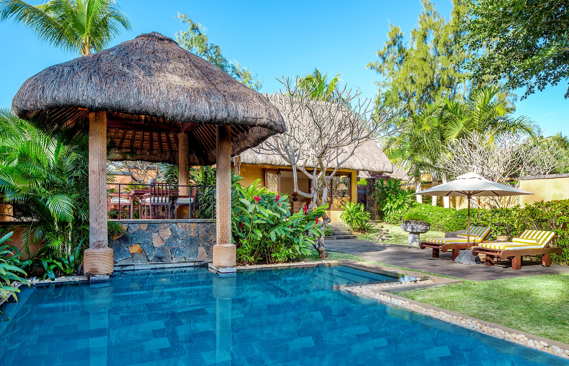 The Oberoi, Mauritius. Hotel Review by TravelPlusStyle. Photo © Oberoi Hotels & Resorts 58642836-h1-the_oberoi_mauritius_-_luxury_villa_pool