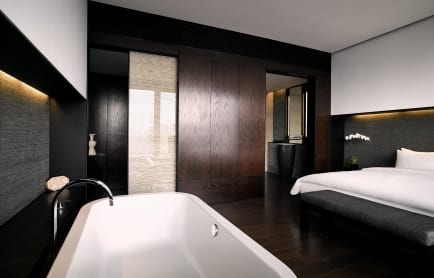 grand_suite_bedroom________