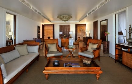 presidential-pool-villa-living-room