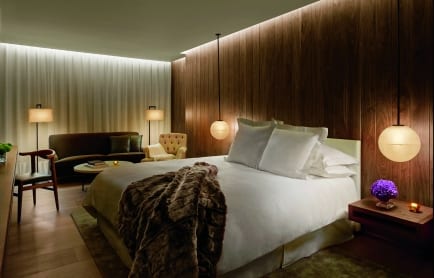 111768197-h1-loneb-loft-suite-7712-hor-clsc