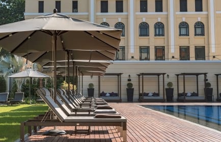 strand-pool-0064_copy