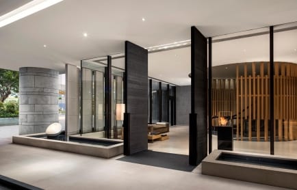 the-upper-house_level-4_entrance_day-time