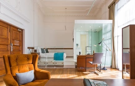 town-hall-hotel-and-apartments-edwardian-double-r-