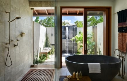 76317921-h1-love_pumpkin_-_guest_villa_-_guest_bathroom_3