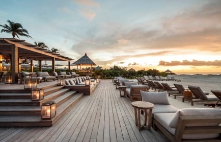 96647027-h1-como_beach_club_-_deck-_sunset