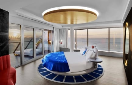 104434559-h1-bcnwh-suite-bed-1975-hor-clsc