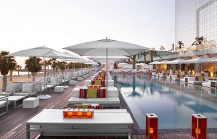 wet-bar-4241-hor-clsc