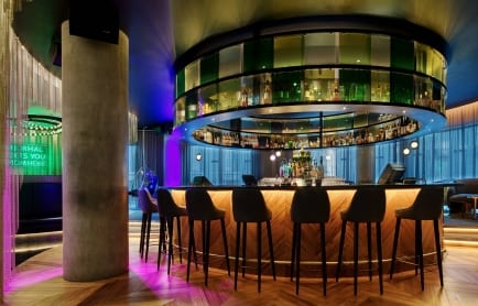 101168799-h1-lonhw-perception-colour-4361-hor-clsc