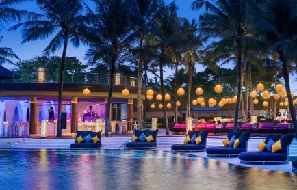 101036491-h1-dpswh-woobar-poolside-1737-hor-clsc