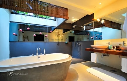 W Retreat &amp; Spa Maldives © TravelPlusStyle.com