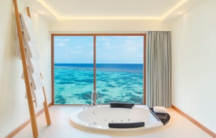 102775003-h1-mlewh-wow-oceanhaven-1793-hor-clsc