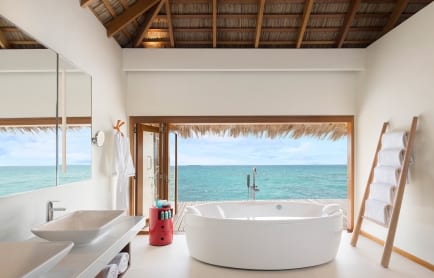 102775009-h1-mlewh-guest-bathroom-7663-hor-clsc