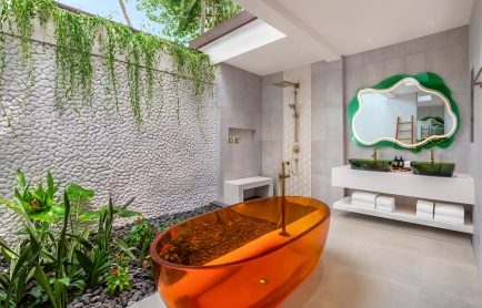 W-Maldives-Escape-Beach-One-Bedroom-Villa-Bathroom-1