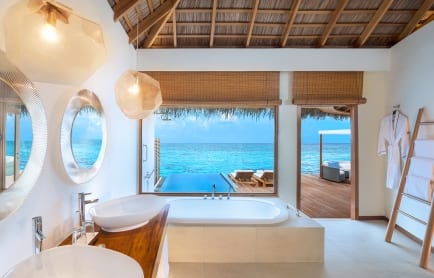 Ocean Oasis Retreat. W Retreat &amp; Spa Maldives. © Starwood Hotels &amp; Resorts Worldwide