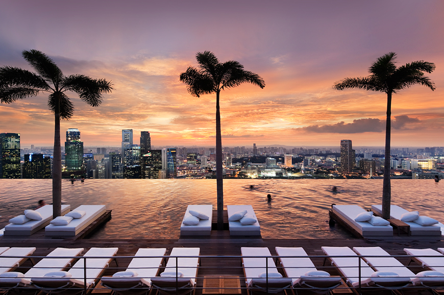 On top of Singapore the SkyPark infinity pool « Luxury Hotels