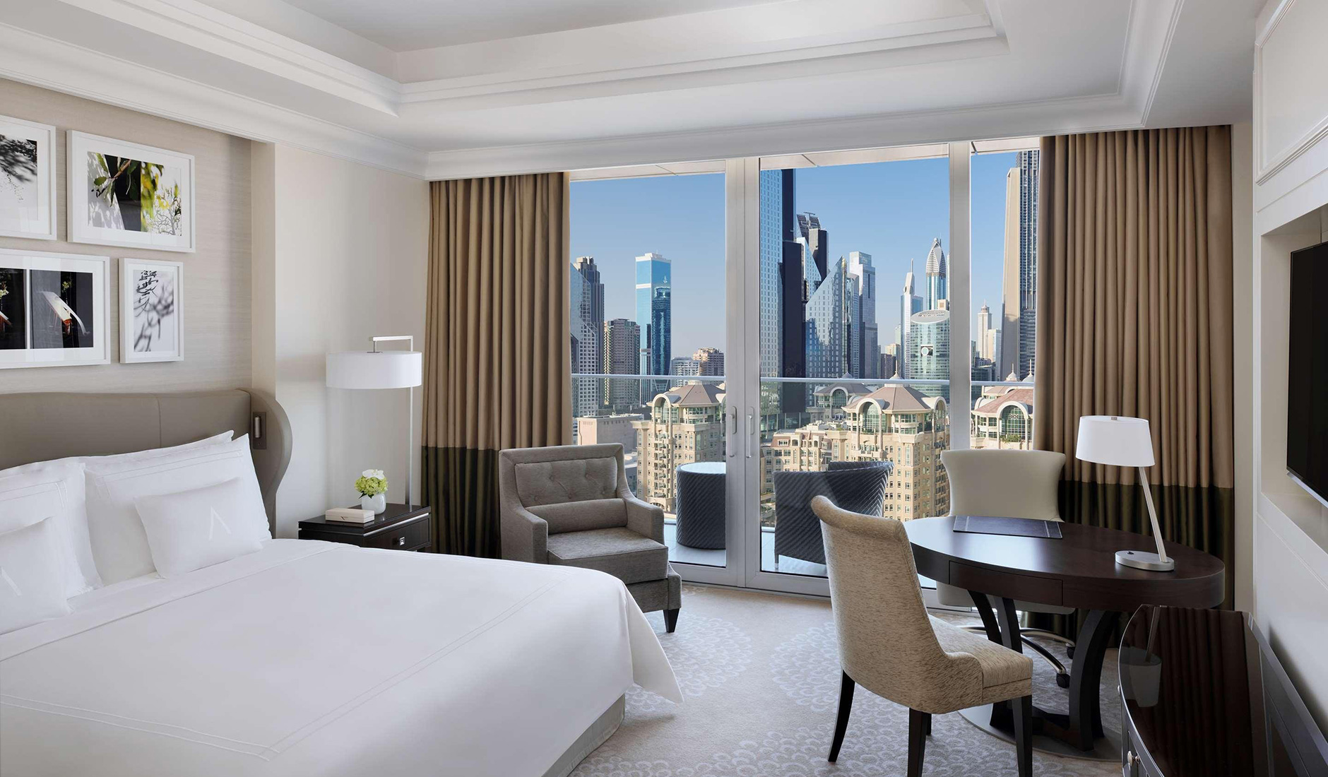 Address Boulevard, Dubai, UAE • The Best Luxury Hotels in Dubai by TravelPlusStyle.com