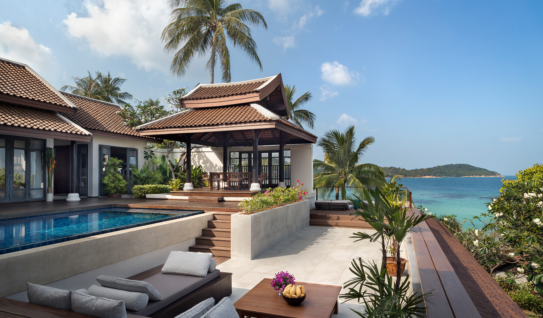 Luxurious Pool Villas and Rooms with Thai and Chinese Design at Anantara Lawana Koh Samui.