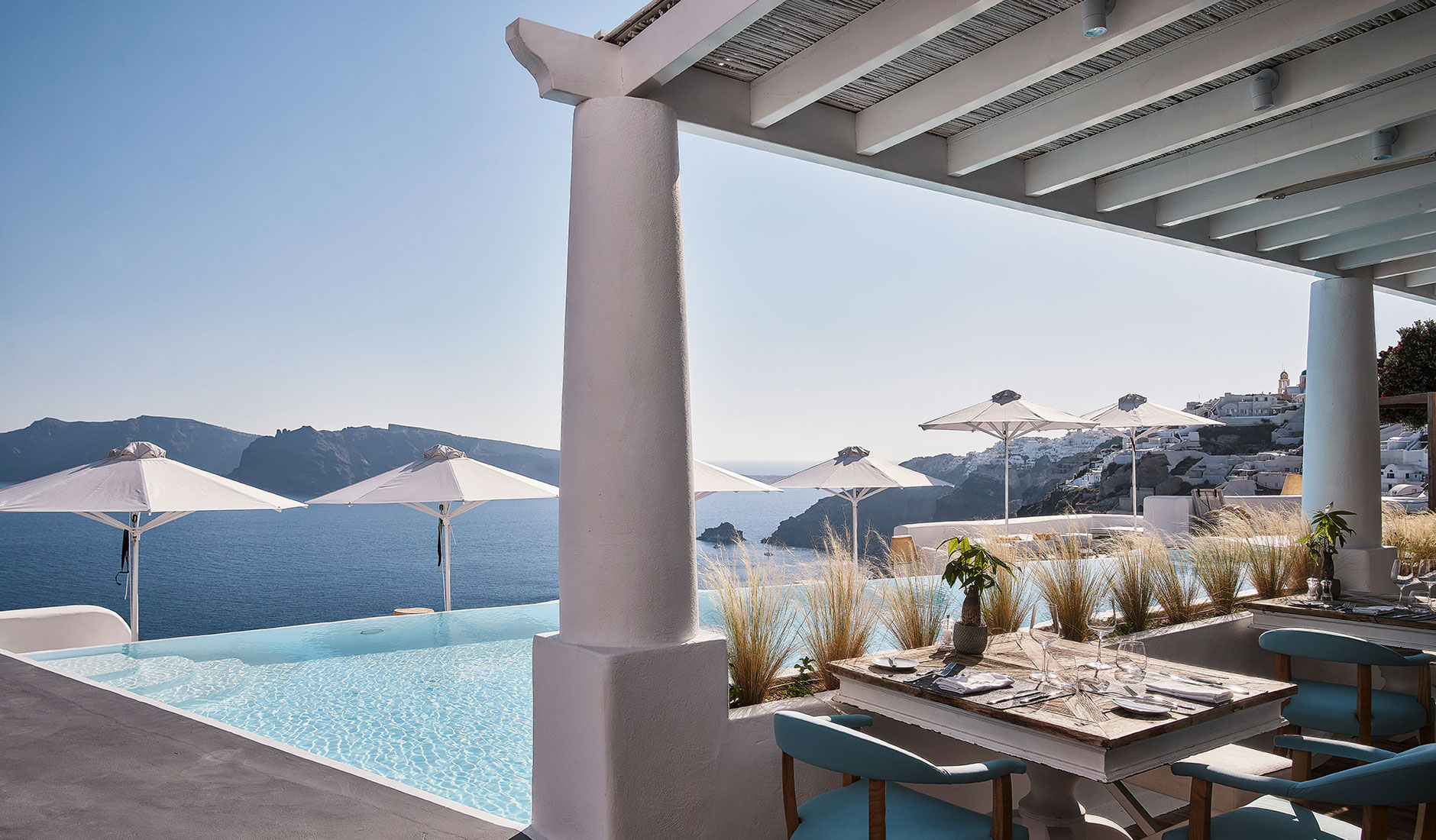 Katikies Kirini Santorini • The Best Luxury and Boutique Hotels in Santorini, Greece