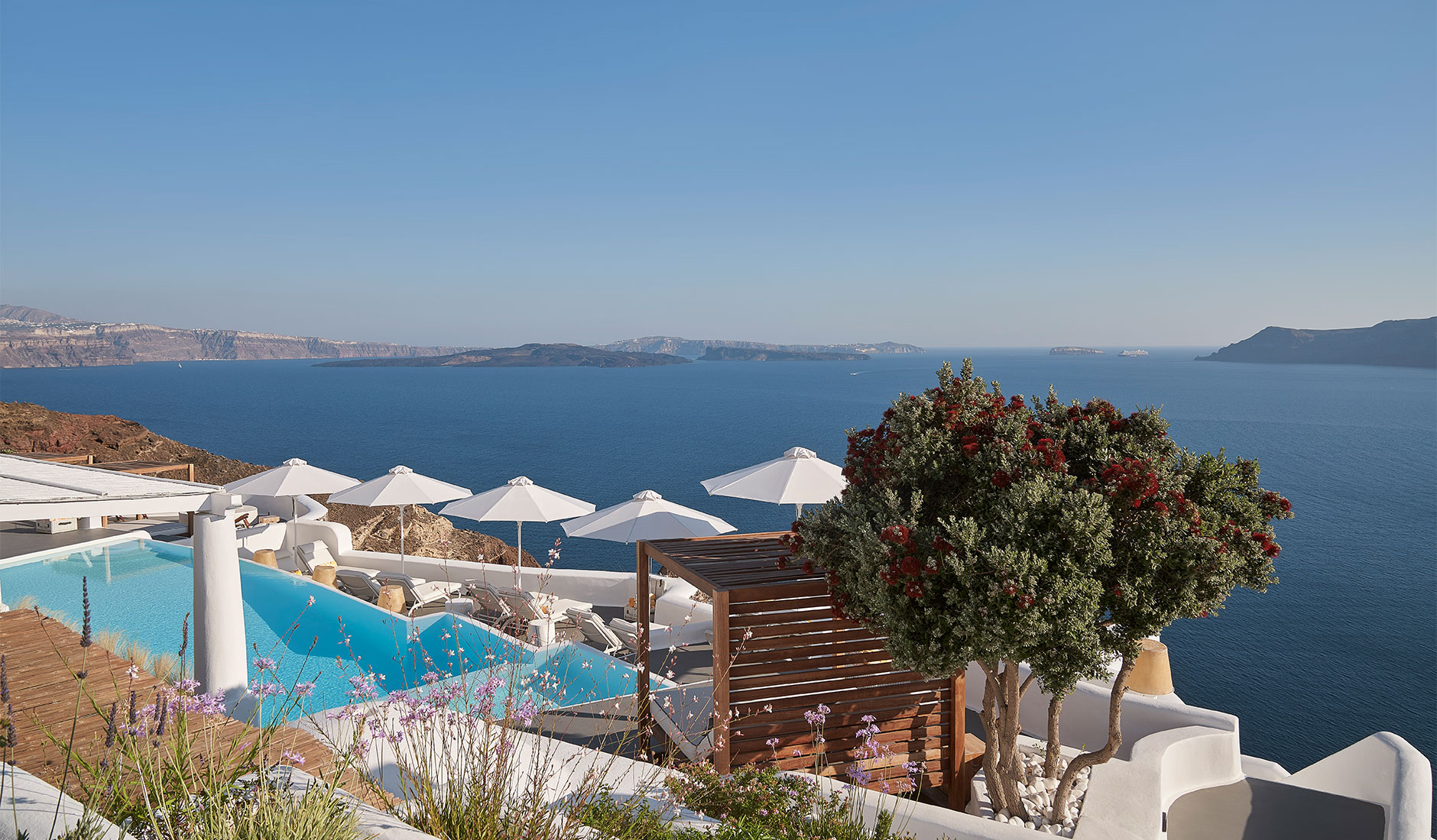 Katikies Kirini Santorini • The Best Luxury and Boutique Hotels in Santorini, Greece