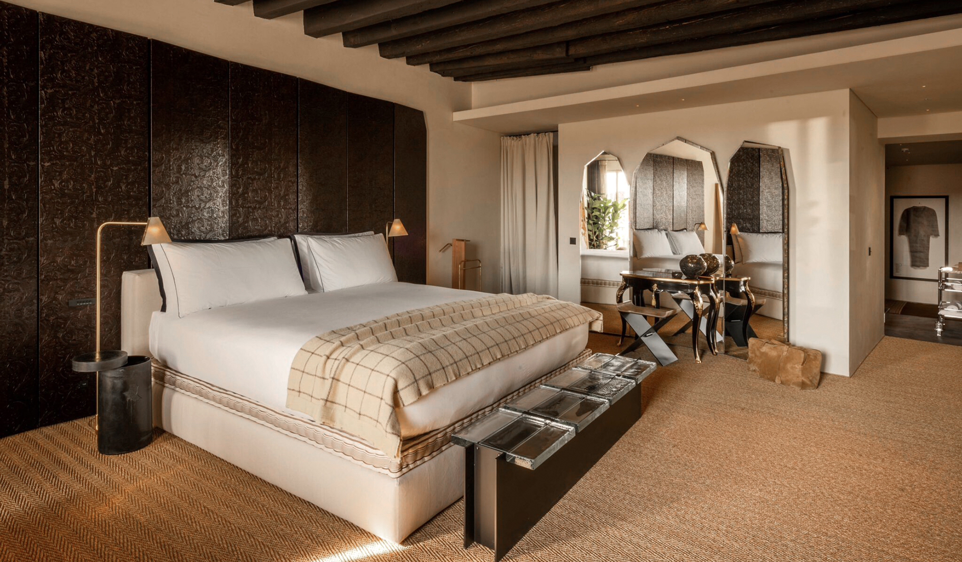 The Venice Venice Hotel • The Best Luxury Hotels in Venice, Italy