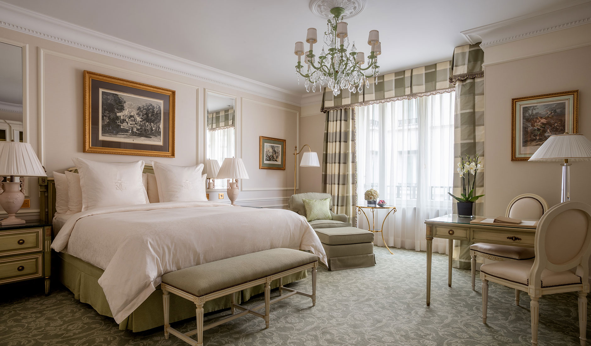 Four Seasons Hotel George V Paris • The Best Luxury Hotels in Paris, France