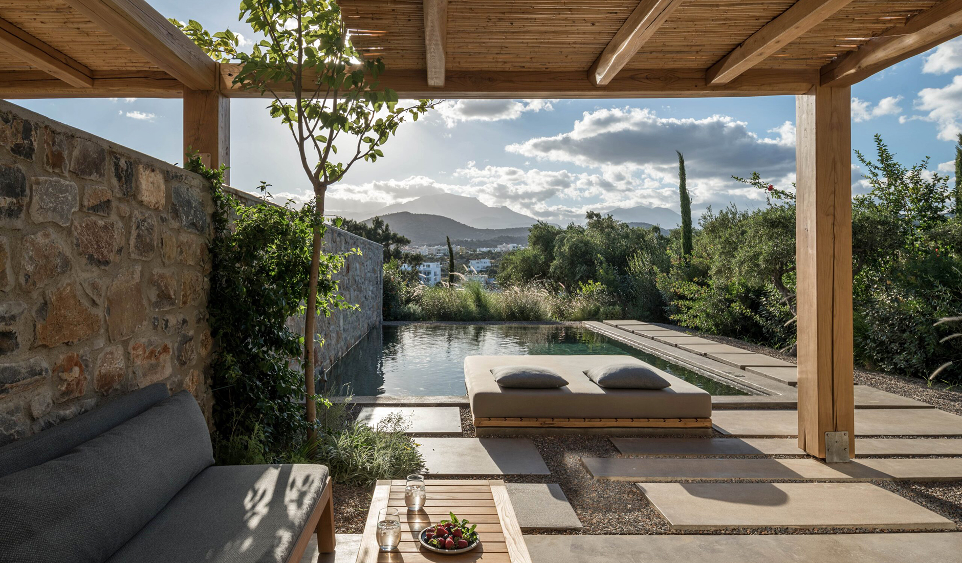 Minos Palace Hotel & Suites • The Best Luxury and Boutique Hotels in Crete, Greece