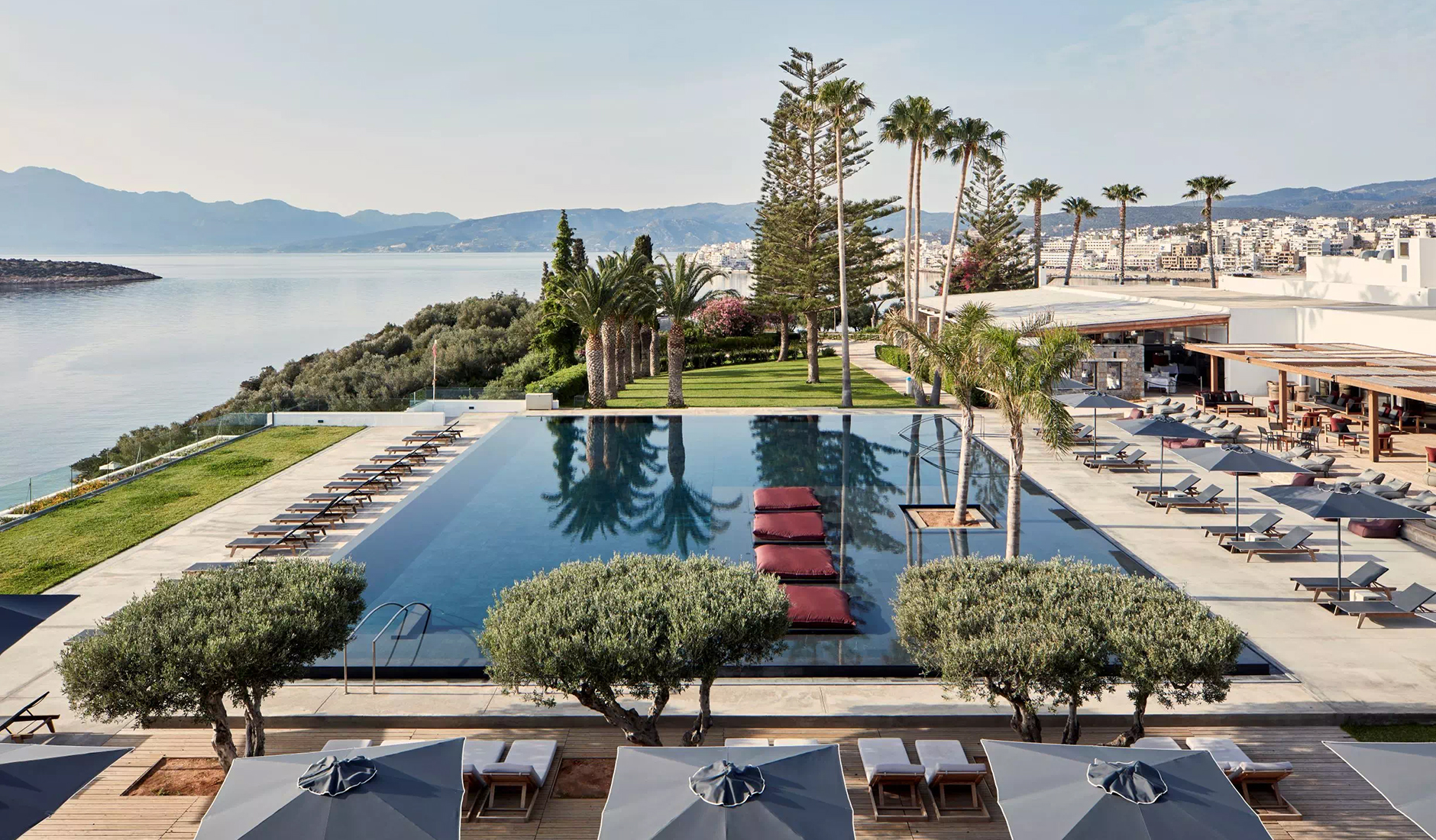 Minos Palace Hotel & Suites • The Best Luxury and Boutique Hotels in Crete, Greece