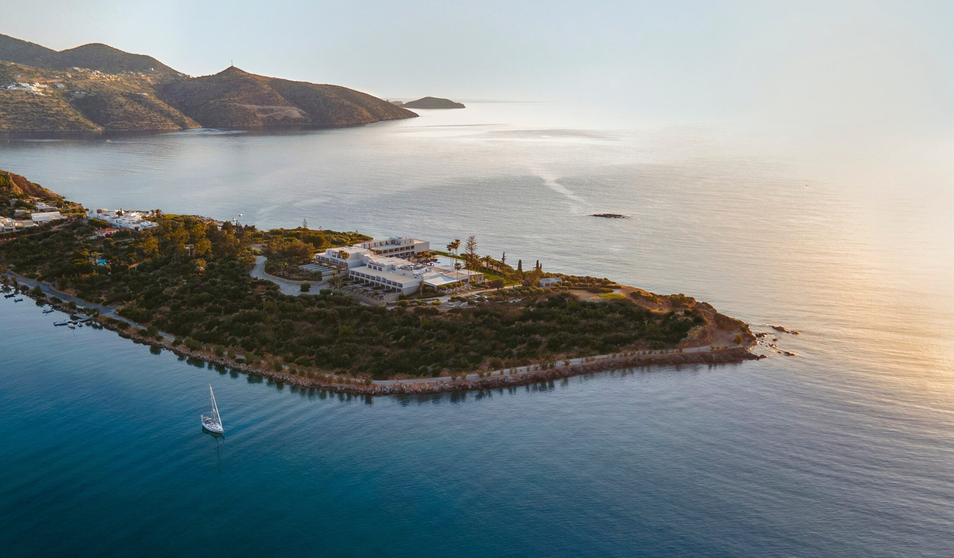 Minos Palace Hotel & Suites • The Best Luxury and Boutique Hotels in Crete, Greece