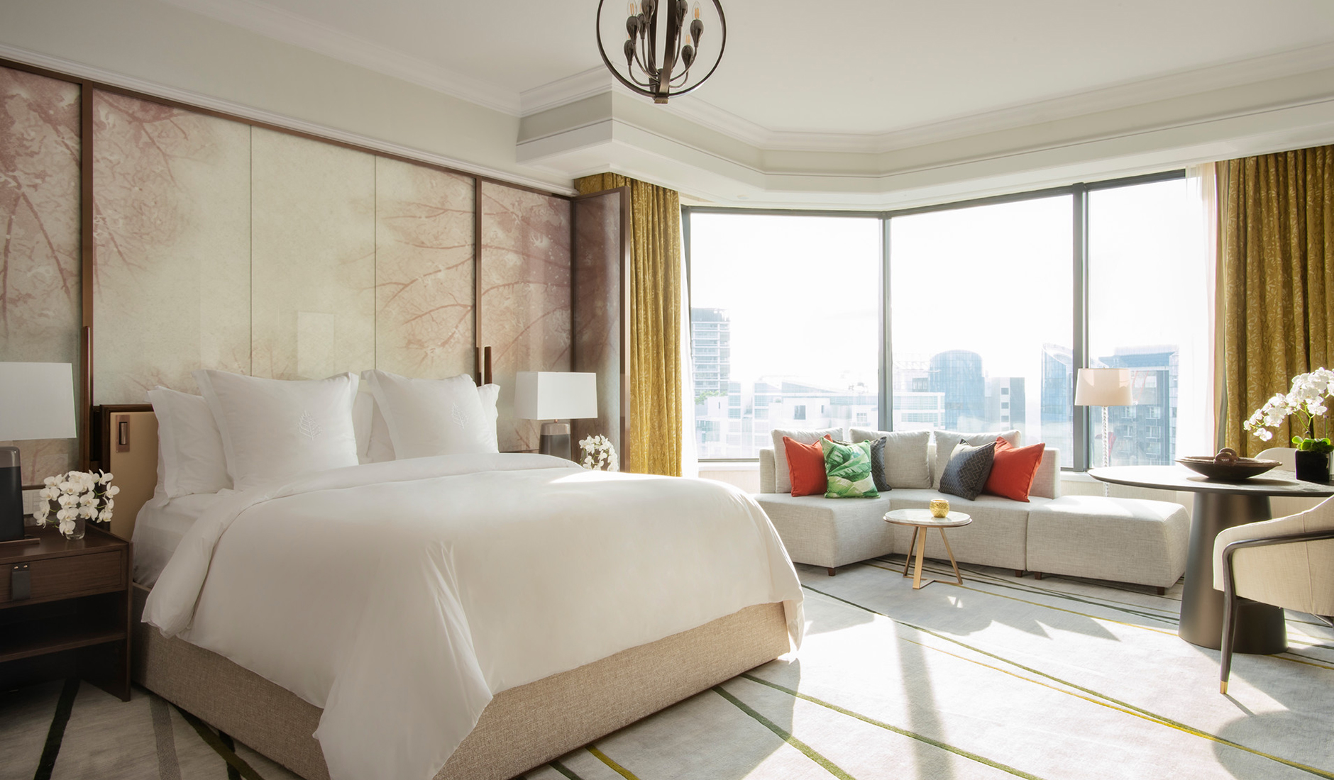 Four Seasons Hotel Singapore • The Best Boutique and Luxury Hotels in Singapore