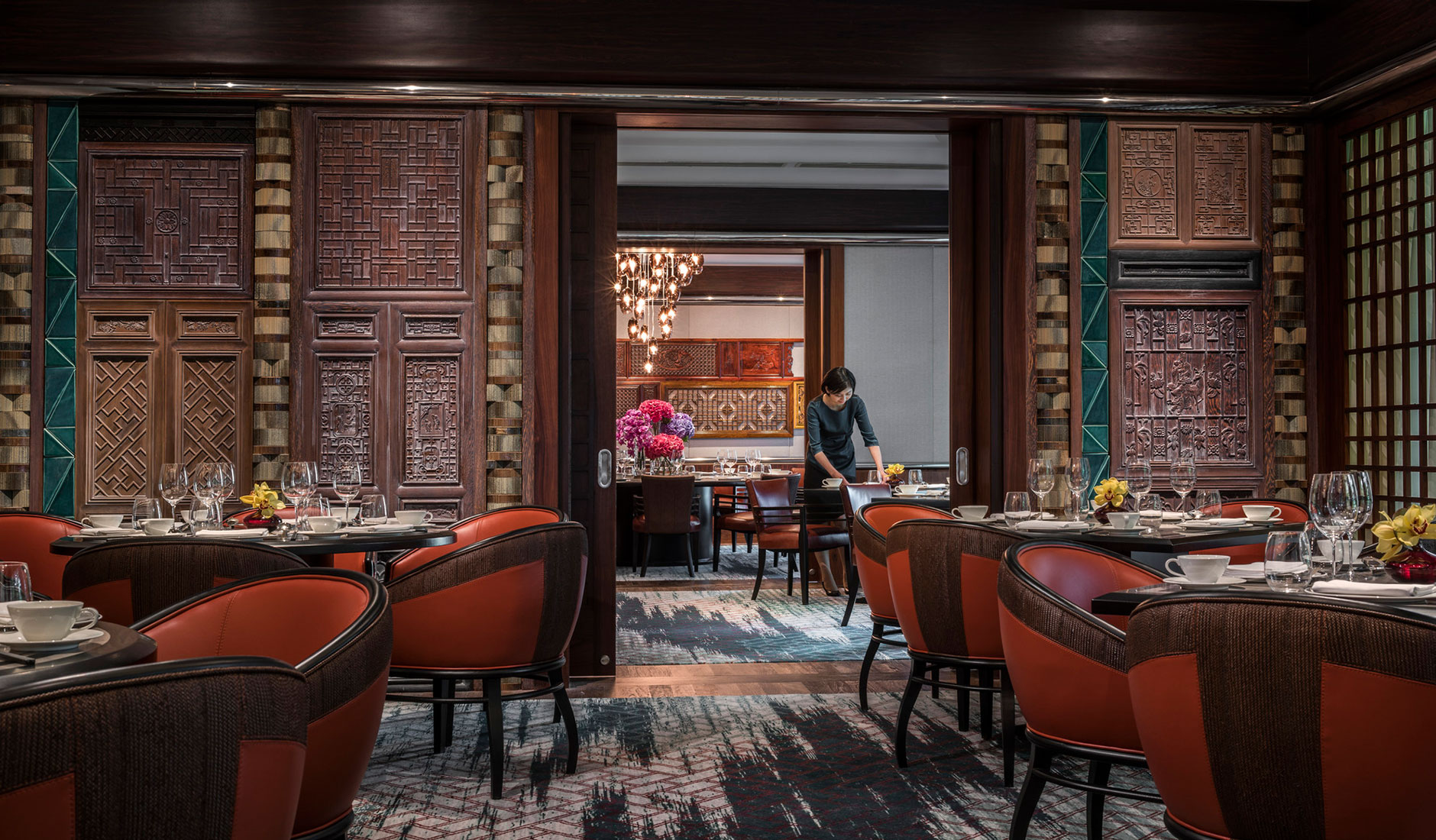 Four Seasons Hotel Singapore • The Best Boutique and Luxury Hotels in Singapore