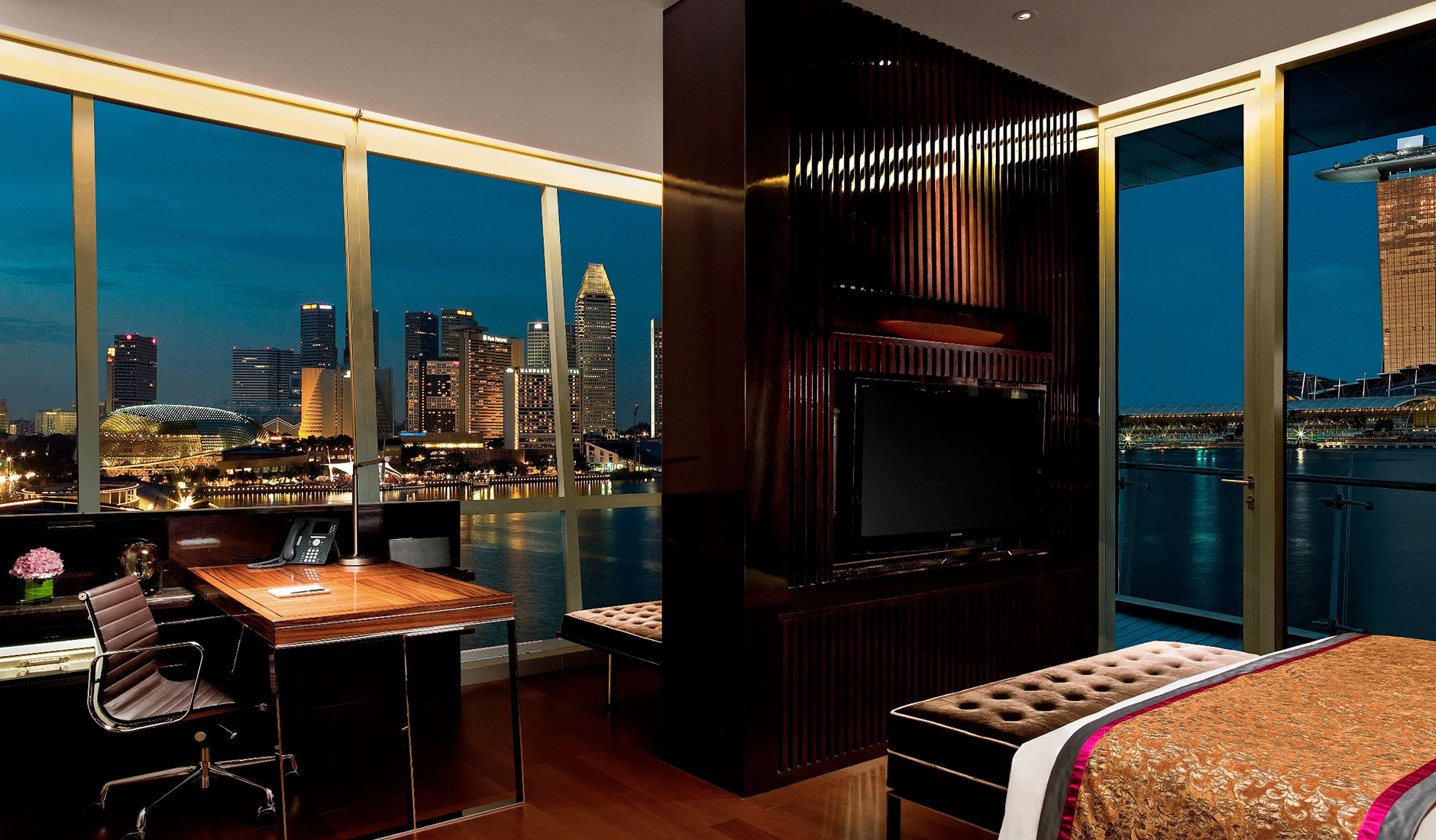 The Fullerton Bay Hotel Singapore • The Best Boutique and Luxury Hotels in Singapore