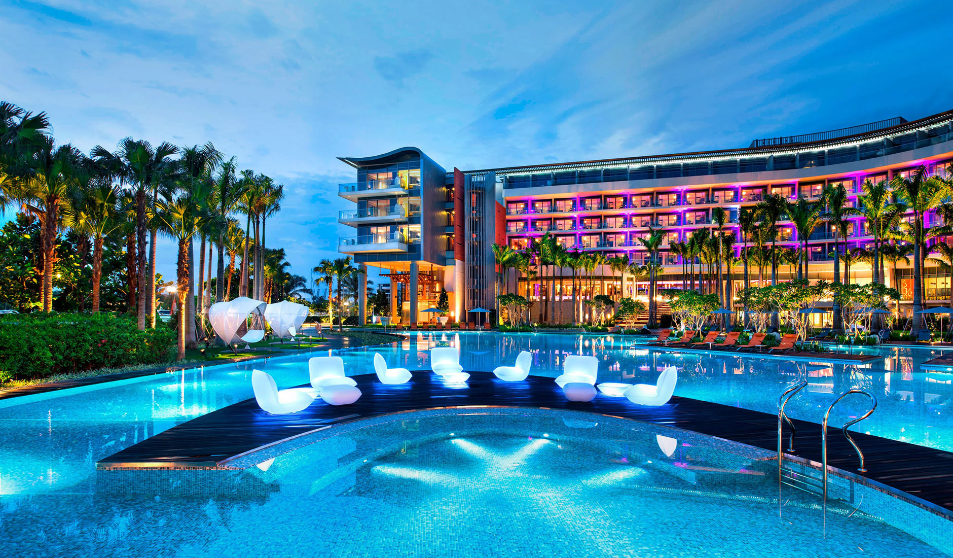 W Singapore – Sentosa Cove • The Best Boutique and Luxury Hotels in Singapore