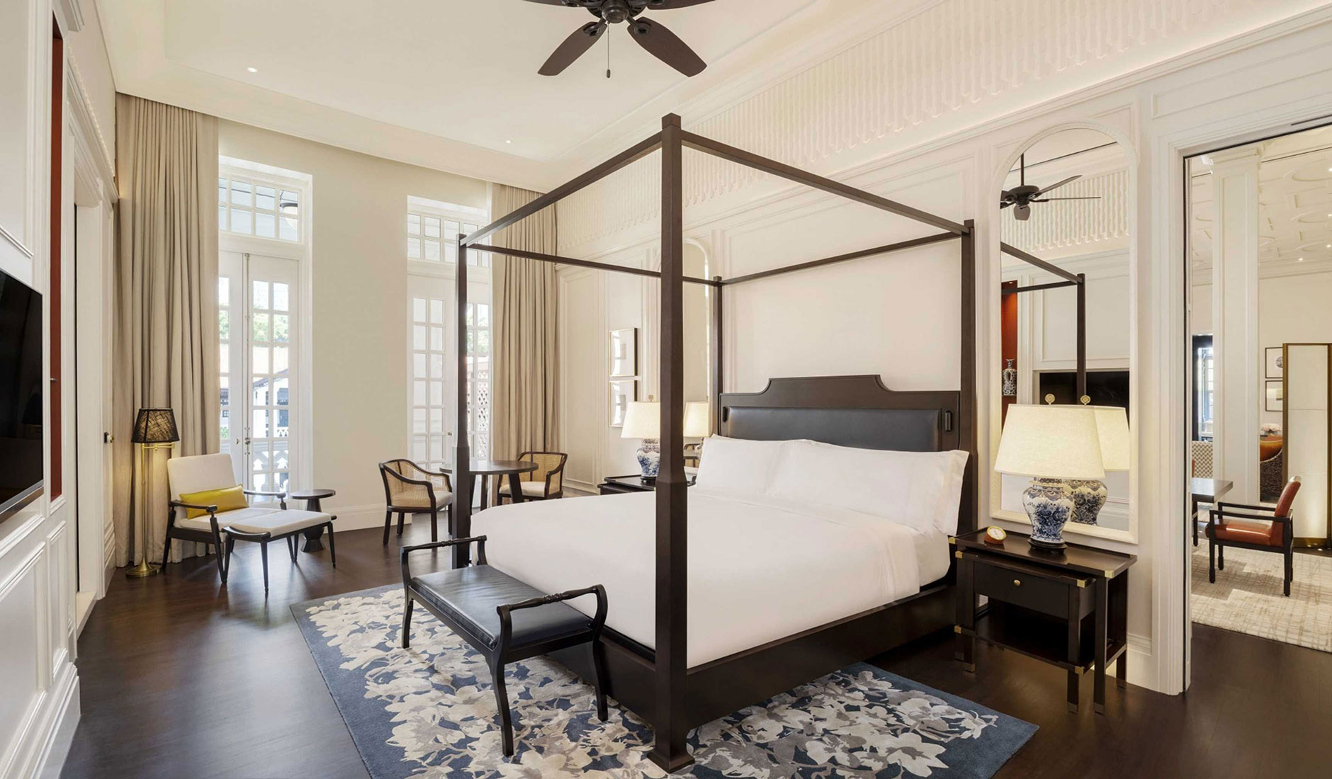 Raffles Singapore • The Best Boutique and Luxury Hotels in Singapore