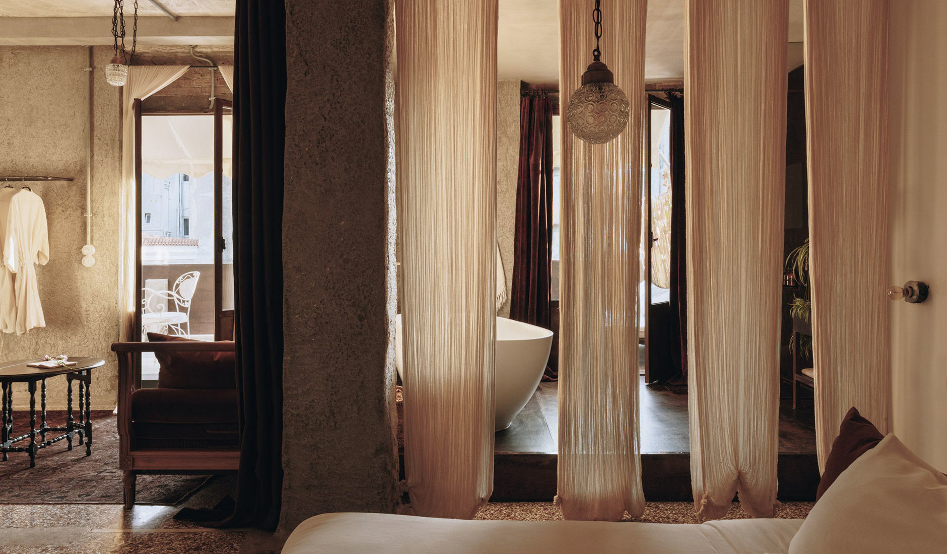Mona Athens • The Best Boutique and Luxury Hotels in Athens, Greece